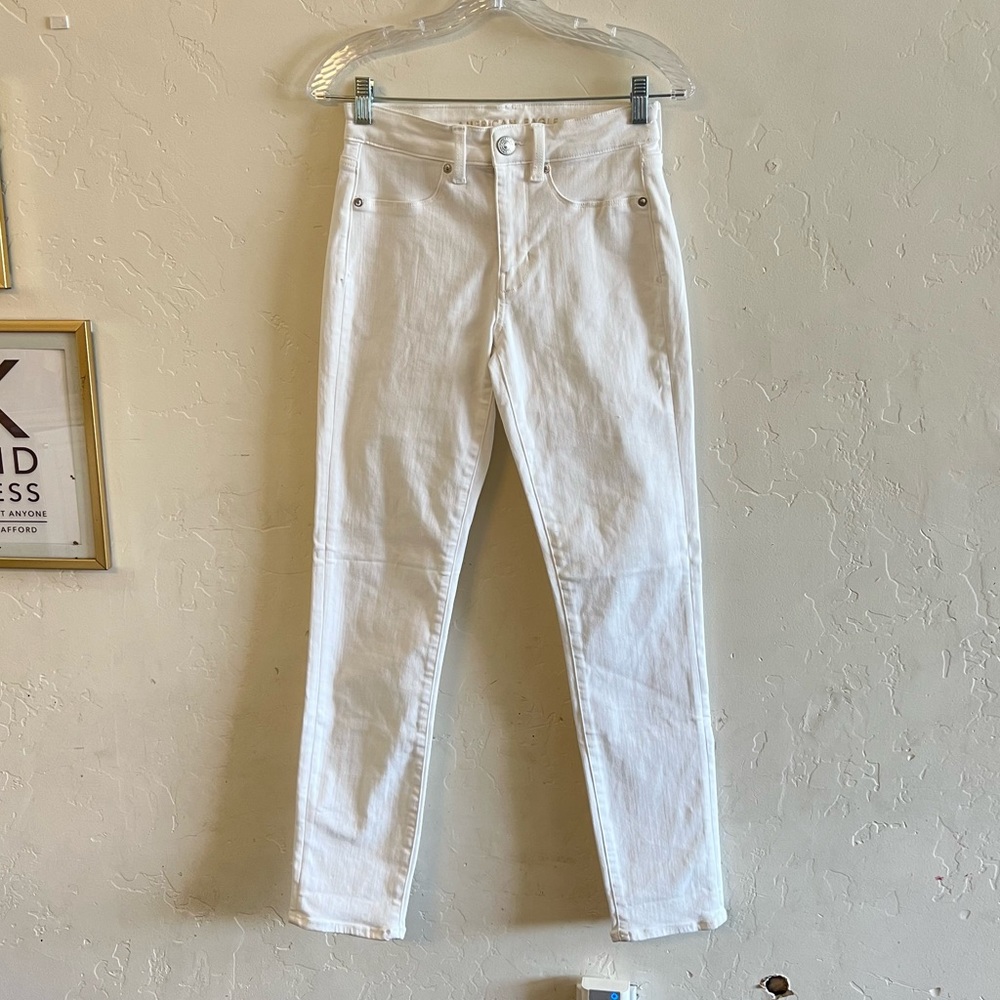 American Eagle Outfitters White Hi Rise Skinny Jeans Size 2